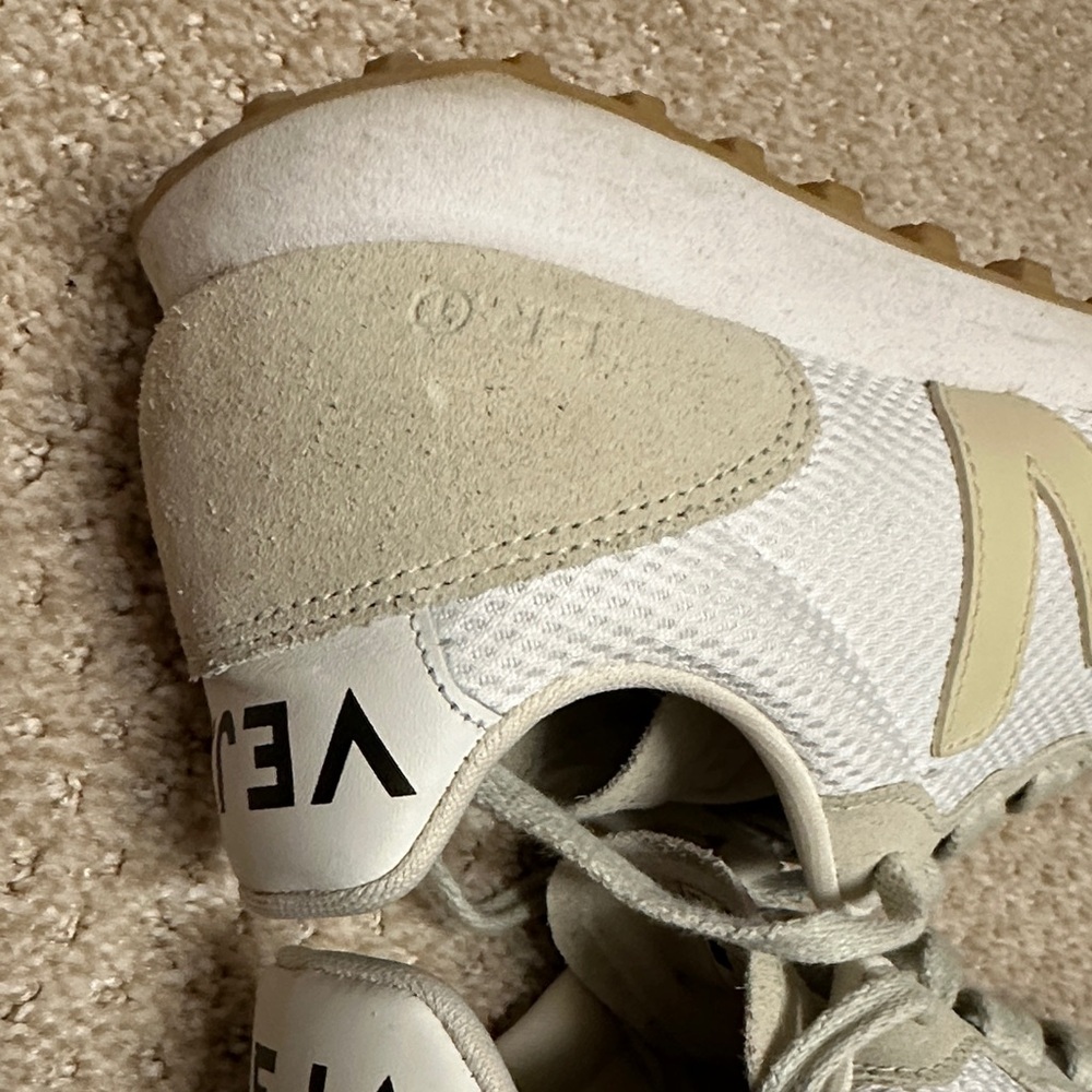 Veja White and Beige Sneakers - Picture 9 of 11